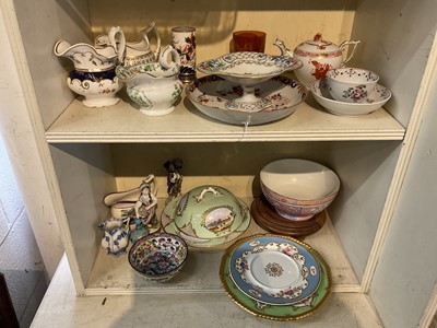 Lot 258 - Group of various ceramics