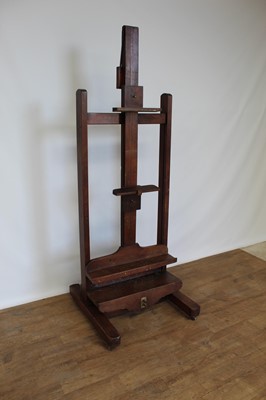 Lot 1305 - Formally the property of Jonathan Trowell (1938-2013); a good late 19th / early 20th century  mahogany adjustable artists easel, with original winding handle