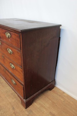 Lot 106 - George III mahogany chest of drawers