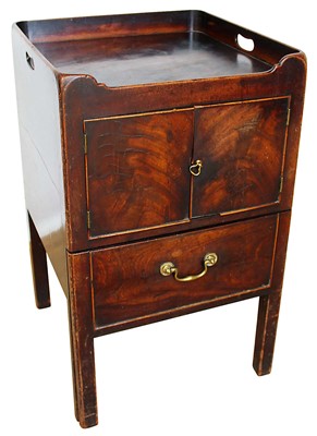 Lot 1390 - George III mahogany bedside cabinet