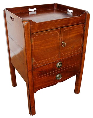 Lot 1391 - George III mahogany bedside cabinet