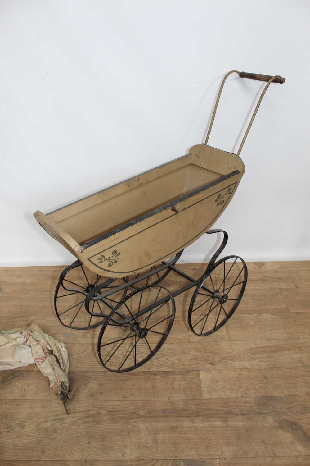 Lot 162 - Victorian Doll's pram