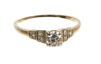 Lot 514 - Diamond single stone ring in 18ct white gold setting