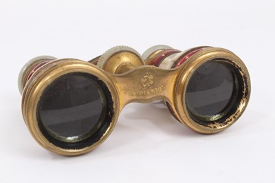 Lot 986 - Pair late 19th century opera glasses, cased