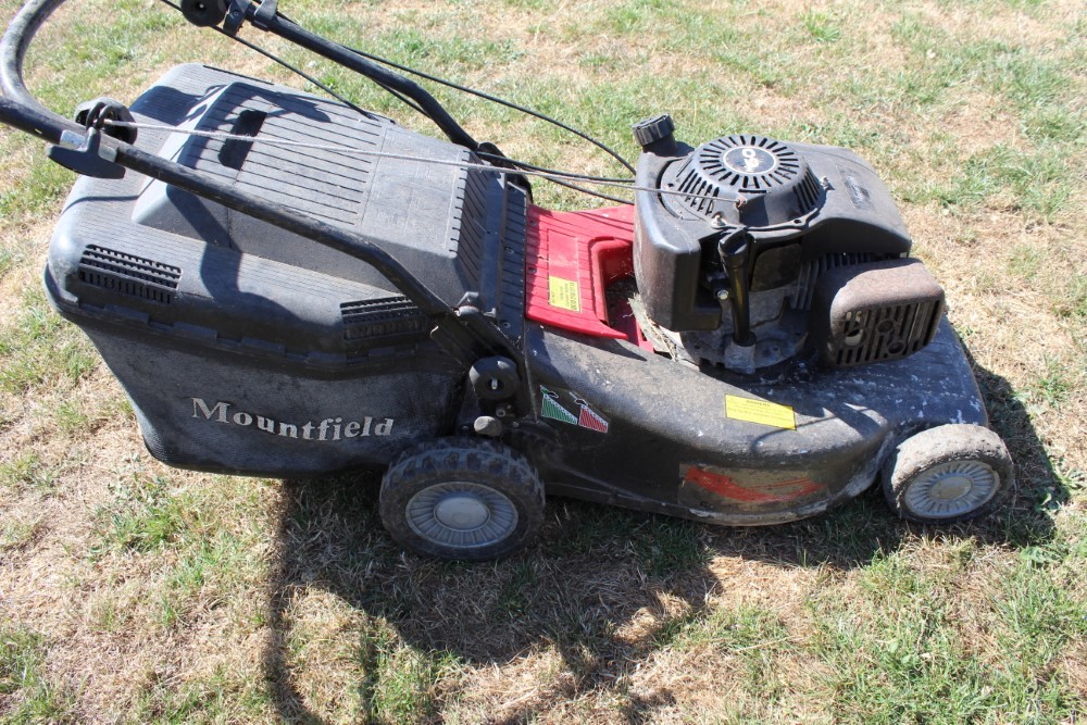 Lot 23 - Mountfield lawnmower