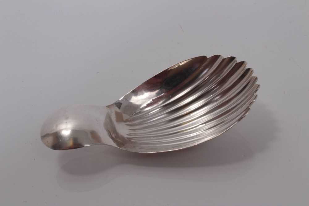 Lot 66 - Georgian silver caddy spoon with shell bowl - Birmingham rubbed marks
