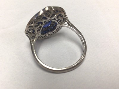 Lot 411 - Art Deco style sapphire and diamond ring