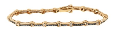 Lot 415 - Sapphire and diamond bracelet in 18ct yellow gold setting