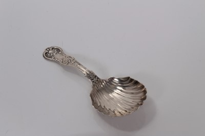 Lot 92 - Victorian Scottish large shell bowl caddy spoon with Kings pattern handle, Glasgow1851, makers mark JD, 12 cm