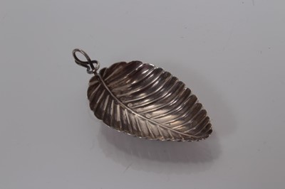 Lot 106 - George III silver leaf-shaped caddy spoon with loop handle, Birmingham 1805, Cocks & Bettridge 6cm