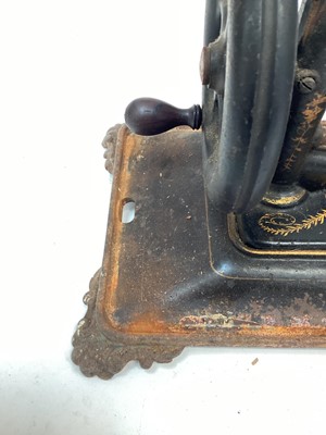 Lot 2458 - Vintage sewing machine in case