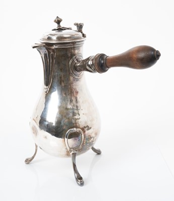 Lot 487 - 18th century French silver hot chocolate pot