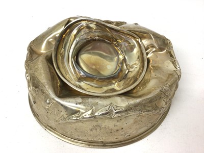 Lot 97 - George V silver rose bowl (Birmingham 1921) heavily dented