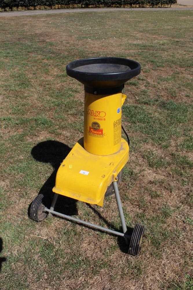 Lot 22 - AL-KO H 1300 S electric garden shredder