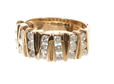 Lot 465 - Diamond dress ring in 9ct yellow gold setting. Estimated total diamond weight approximately 0.85ct
