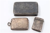 Lot 539 - Victorian Silverer snuff box of rectangular...