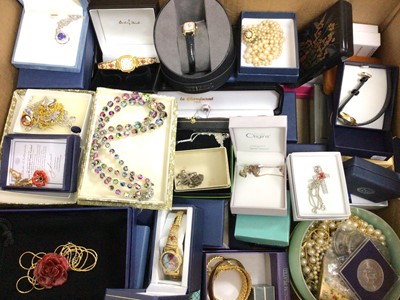 Lot 111 - Large collection of costume jewellery, including silver pendant necklaces, wristwatches, coins, vintage Stratton compacts and bijouterie