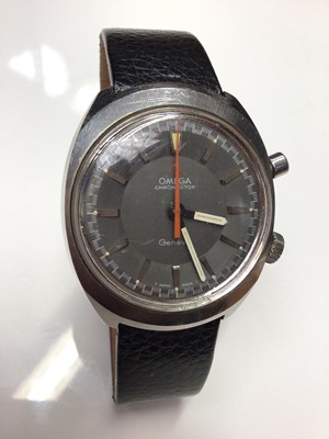Lot 95 - Late 1960s Omega Chronostop Genève stainless steel wristwatch