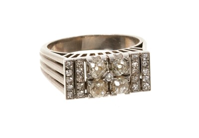 Lot 543 - Art Deco diamond cocktail ring