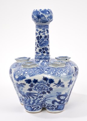 Lot 110 - Chinese blue and white tulip vases
