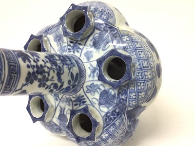 Lot 110 - Chinese blue and white tulip vases