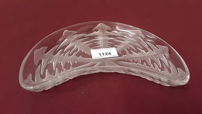 Lot 1124 - Rene Lalique Pissenlit pattern dish, signed R Lalique, France, 20cm wide