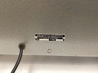 Lot 2460 - Avo valve meter - model VCM3, with instructions