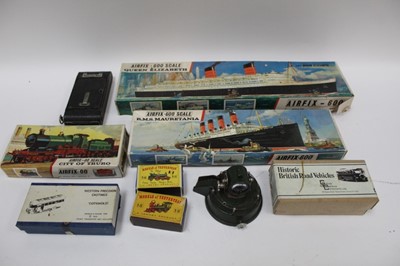 Lot 1804 - Die cast models of Yesteryear first series Y13, Y14, Astra Search light and other toys.