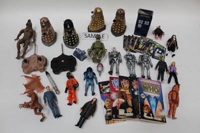 Lot 1817 - Large selection of Dr Who models including various Tardis models, figures, books etc.