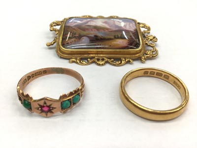 Lot 188 - 22ct gold wedding band, together with a 9ct gold ring and a brooch