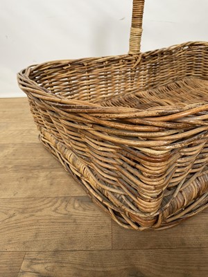 Lot 147 - Large wicker rectangular basket, 87cm x 53cm