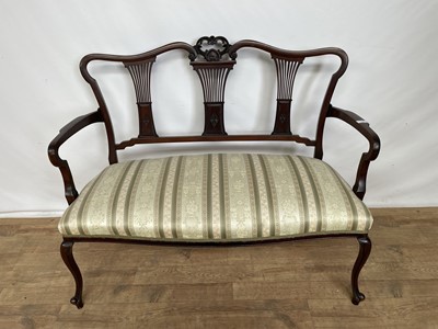 Lot 149 - Edwardian mahogany framed salon sofa on cabriole legs with pierced triple splat back