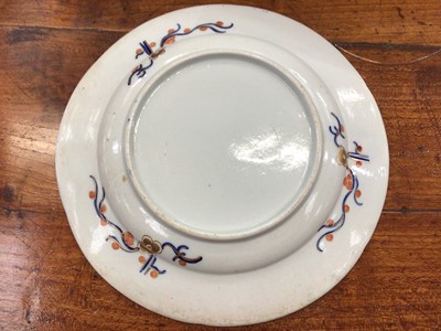 Lot 146 - Early 19th century part service of thumb and finger Japan pattern porcelain, unmarked but possibly Worcester, 16 pieces in total