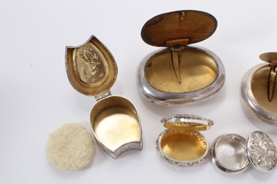 Lot 208 - Small group of miscellaneous Victorian and early 20th century silver boxes