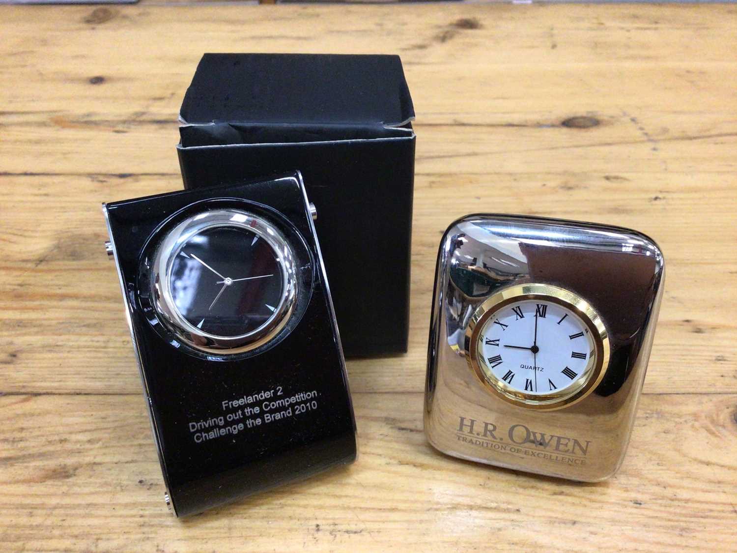 Range Rover Clock Set Lot 1952 - Range Rover interest- H.R. Owen