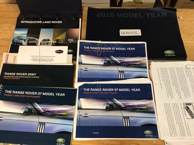 Lot 1951 - Land Rover 2010 model year dealership portfolio / model guide, together with another product portfolio, Overfinch pricelist and related technical print outs (1 box)