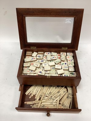 Lot 2597 - Mahjong set