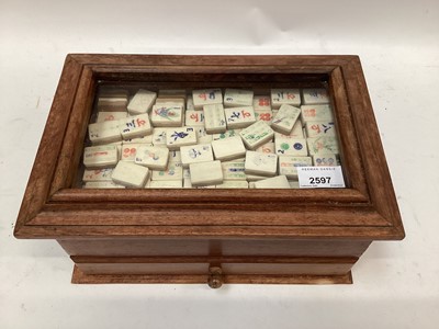 Lot 2597 - Mahjong set