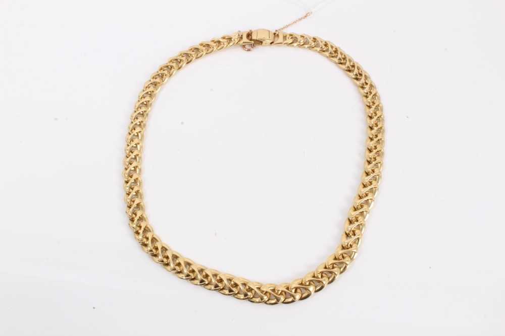 Lot 563 18ct gold necklace