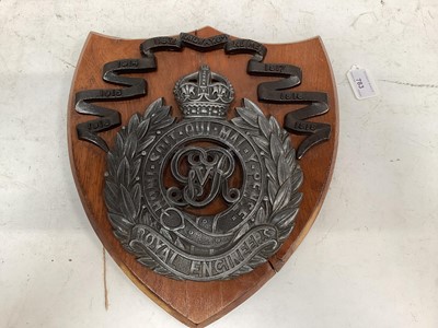 Lot 783 - George V Royal Engineers Regimental Plaque for 118th Railway Coy. RE(ME), with battle honours from 1914 - 1919, mounted on an oak shield, 35.5 x 31cm