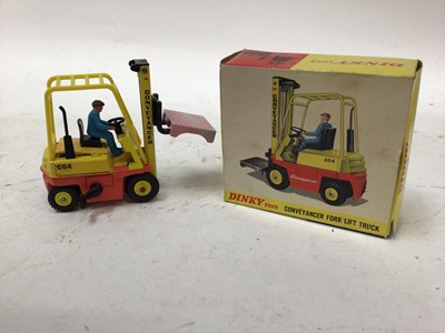 Lot 1865 - Dinky Super toys Leyland 8 - Wheeled Chassis no. 939 and Dinky no. 404 Conveyancer Fork Lift Truck, both boxed.