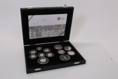 Lot 494 - G.B. - Royal Mint solver proof twelve coin set to include Kew Gardens 50p 2009 (cased with certificate of authenticity) (1 coin set)