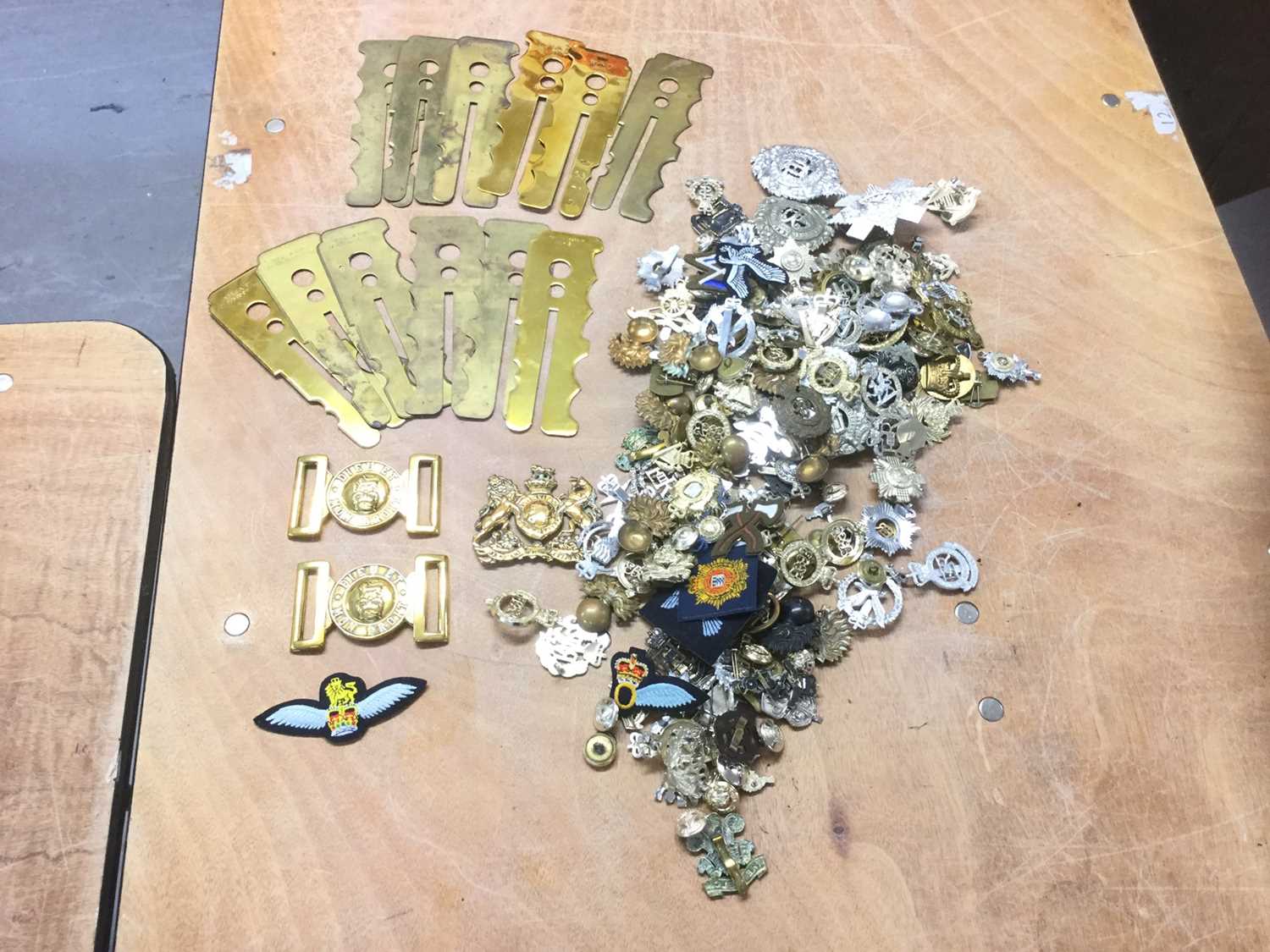 Lot 789 - Collection of staybrite military cap badges,