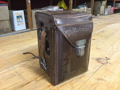 Lot 2365 - Rolleicord II twin lens reflex camera in leather case