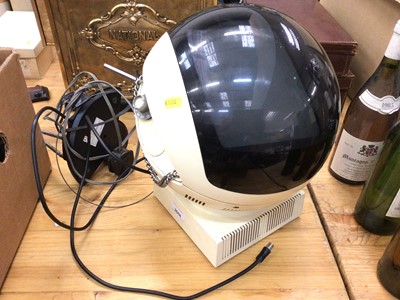 Lot 2668 - Retro JVC Videosphere space helmet television manufactured at Yokohama Plant Victor Company of Japan