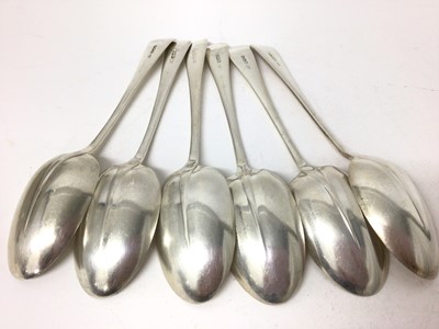 Lot 280 - Six George V Hanovarian Rat Tail pattern table spoons, (Sheffield 1931), maker Viners, all at 15ozs