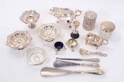 Lot 394 - Selection of miscellaneous silver.