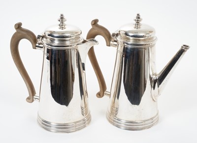 Lot 226 - 1930s silver coffee pot and ensuite hot water jug