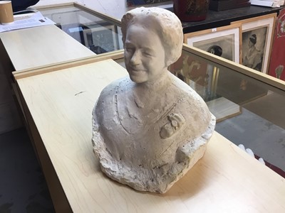 Lot 84 - *Oscar Nemon (1906-1985) plaster bust of H.M.Queen Elizabeth The Queen Mother