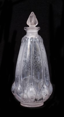 Lot 107 - Rene Lalique iridescent glass scent flask and cover, signed